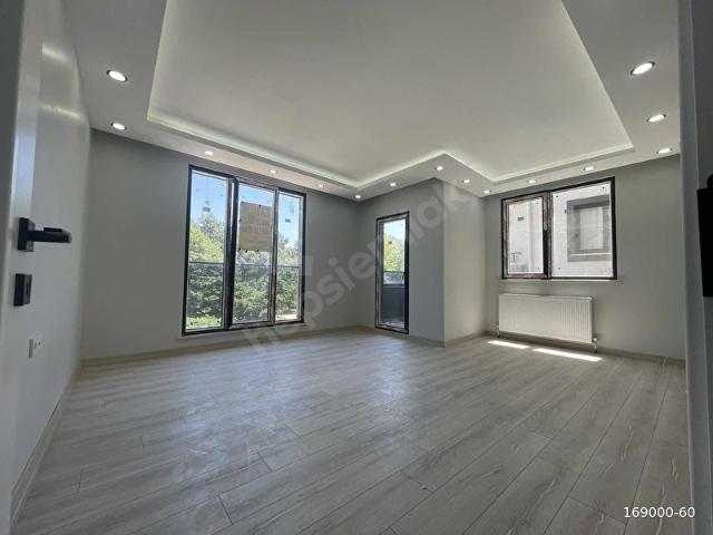 MERKEZ MAHALLESİ MUHTEREM DOĞA MANZARALI 2+1 ARAKAT DAİRE