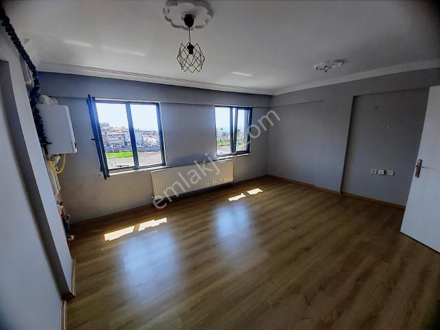 Merkez Mahallesinde Bakımlı, Teraslı Dubleks Daire