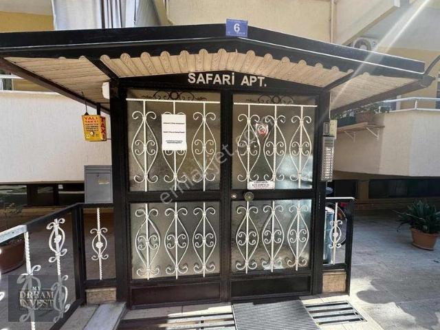 Merkez Yalı Taksi Yanı Safari Apartmanı 1 + 1 Kiralık Daire