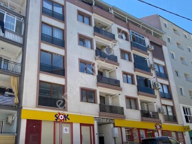 Merkezde 2+1 Doğalgaz Kombili Daire