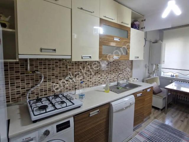 Merkezde 2+1 Eşyalı Abonelikleri Açık Balkonlu Kiralık Daire