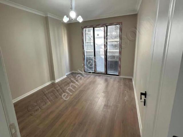 Merkez'de 2+1 Sıfır Otoparklı Asansörlü Kiralık Daire