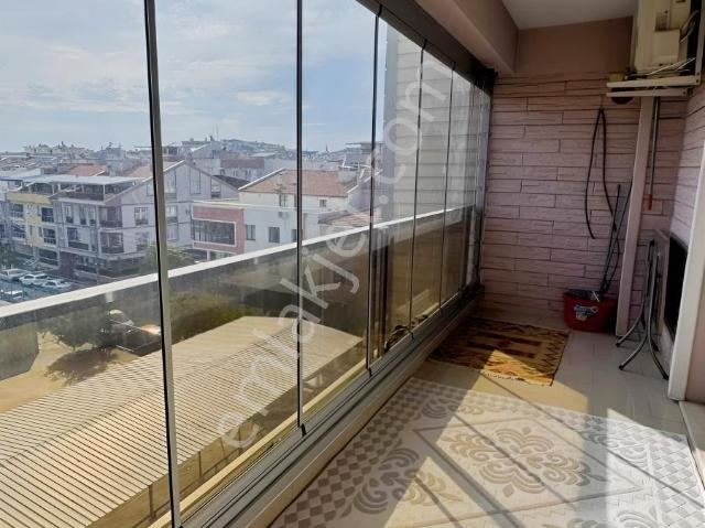 Merkezde, 300 M² Kullanım Alanlı 6+1 Müstakil Ev