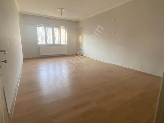 Merkezde 3+1 Kiralık Daire