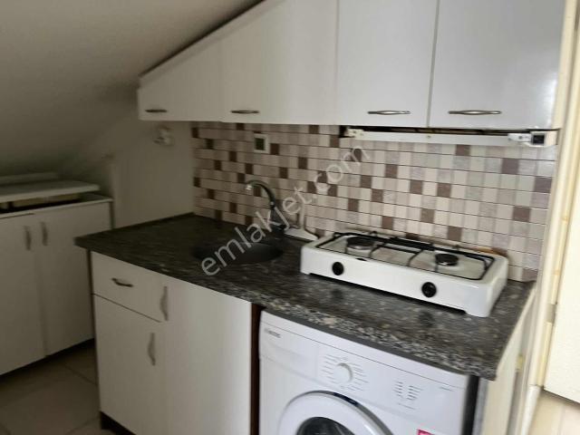 Merkezde 3 Oda Bir Mutfaklı 3kişilik Apart Daire