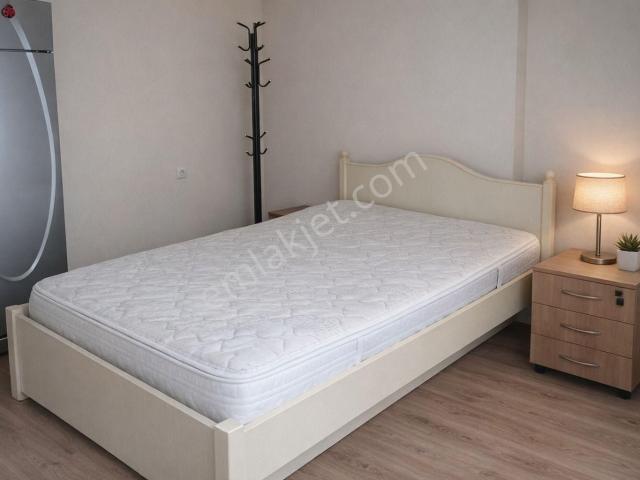 Merkezde Teknosa Civarı 1+1 Eşyalı