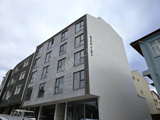 Merkezde, Teraslı, Eşyalı, Kaçmaz, Satılık 1+1