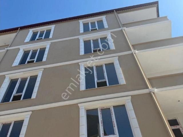 Merkezde Adım Mesafesinde, Sıfır Binada En Uygun 2+1 Fırsatı: Tuğba Emlaktan!satılık Daire