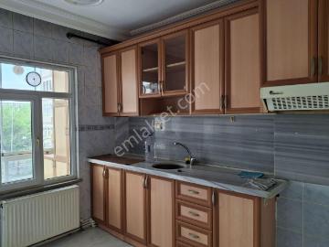 Merkezde Ali Bilir Petrol Karşısında Kiralık Daire