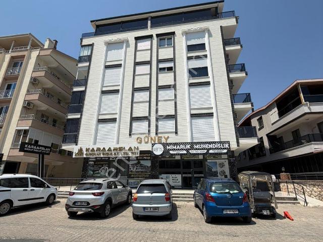 Merkezde Ayr Mutfak Asansörlü