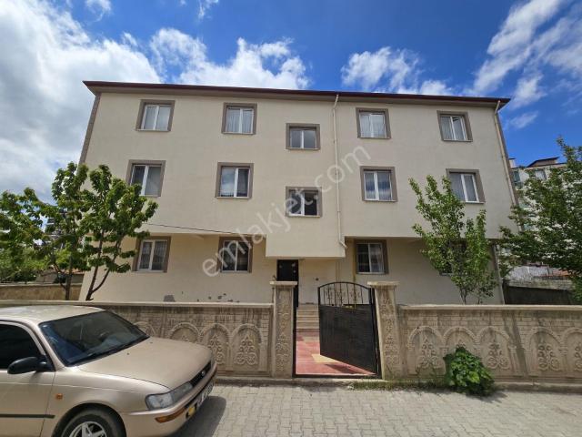 Merkezde Bakımlı, Satılık 3+1