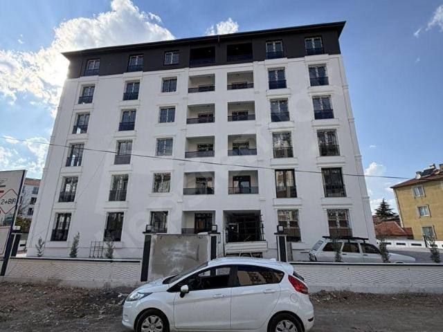 MERKEZDE BELEDİYE CİVARI SATILIK LÜX 3+1 DAİRE