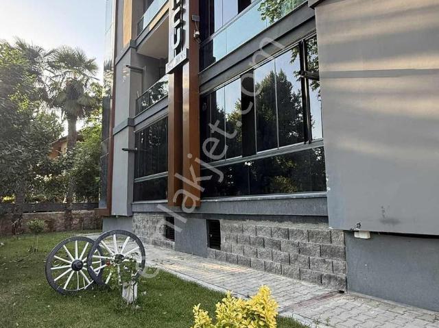 Merkez'de Eşyalı 1+1 Kiralık Daireler