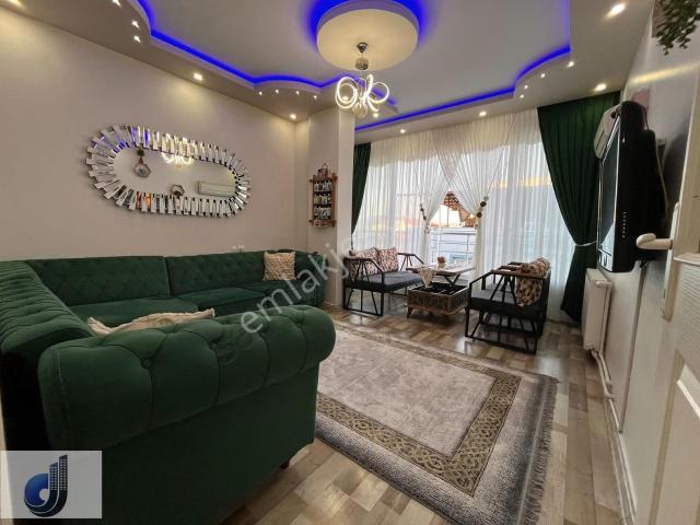 Merkezde Full Tadilatlı Satılık Daire