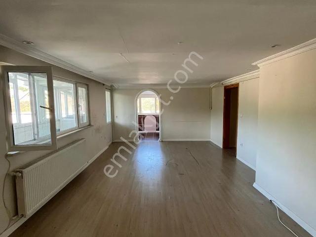 Merkez'de Orman Manzaralı, Asansörlü, Geniş Balkonlu 3+1 Daire