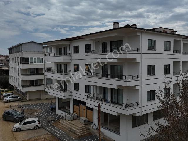 Merkezde Sıfır 3+1 Deniz Ve Doğa Manzaralı Fırsat Daire 140m2