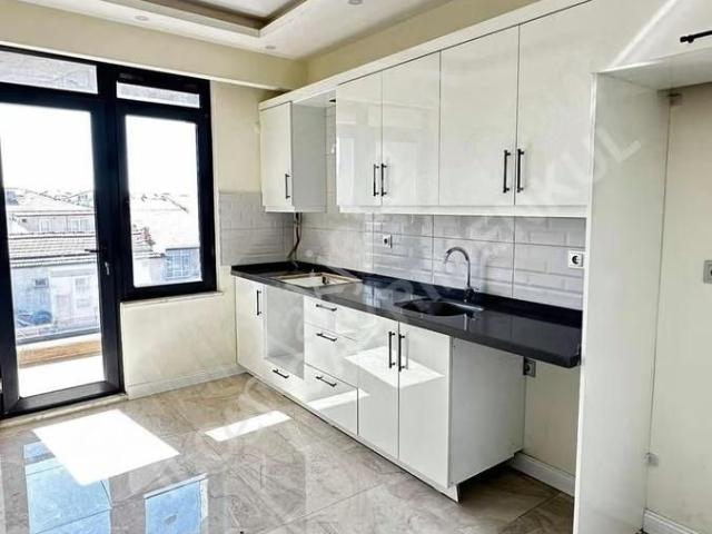 Merkez'de Sıfır Yeni Bina Satılık 3+1 Daire