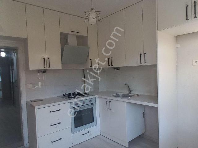 Merkezde, Sıfır Ayarında Bakımlı 3+1 Kiralık Daire