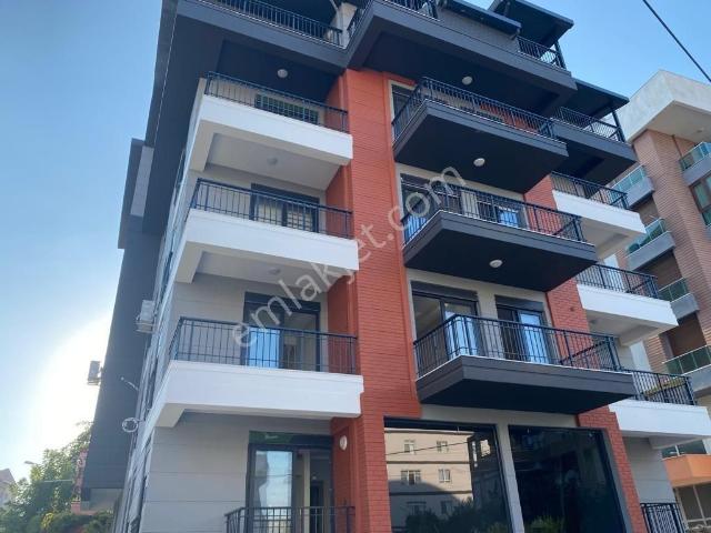 Merkezde Satılık 1+1 Sıfır Ve Lüks Eşyalı Daire