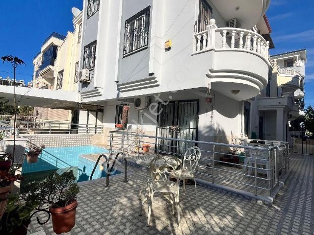 ❗️merkezde Satılık 4+1 Triplex Villa Müstakil Havuzlu❗️