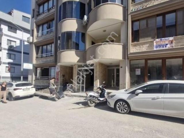 Merkez'den 2+1 Isınmalı 80 M2 Eşyasız Kiralık Daire
