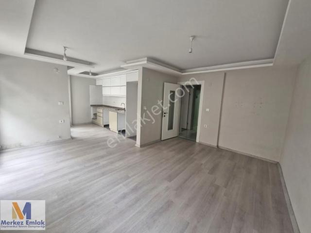 Merkez'den Düz Giriş 2+1 Satılık Daire
