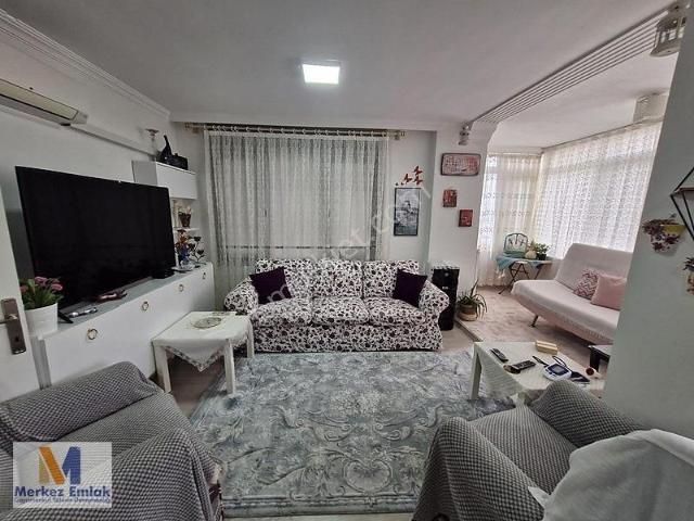 Merkez'den Kısmi Deniz Manzaralı Ve Doğalgazlı Satılık Daire