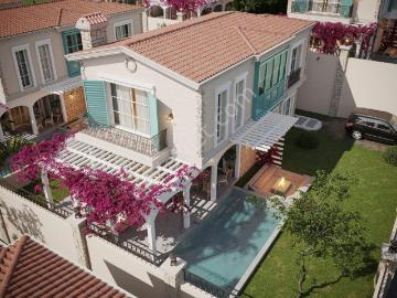 Merkeze Yakın, Manzaralı, Özel Havuzlu Villa