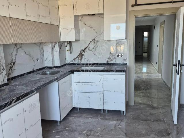 Merkeze Yakın Konumda Kiralık 3+1 Ultralux Sıfır Daire