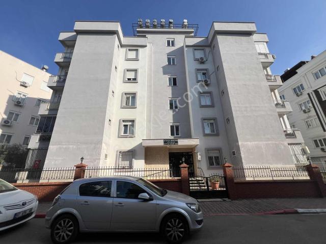 Merkezi Konum Da Eşyasız 2+1 Kiralık Daire