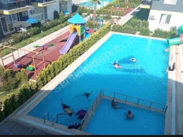 Merkezi Konum Güçlendirilmiş Zemin Tatil Köyü Gibi Site