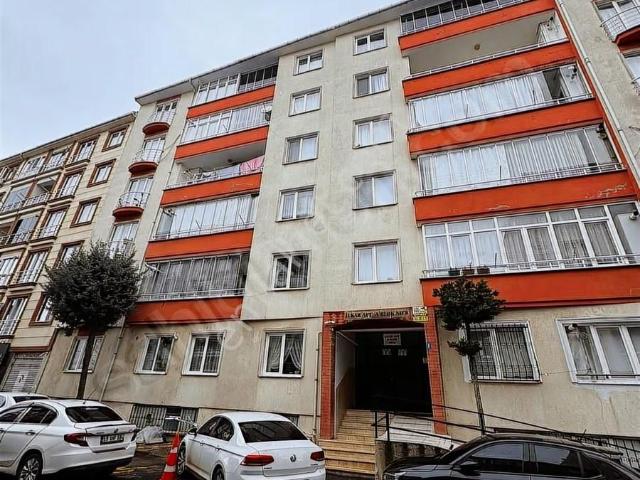 Merkezi Konum Geniş 3+1 150m2 Daire