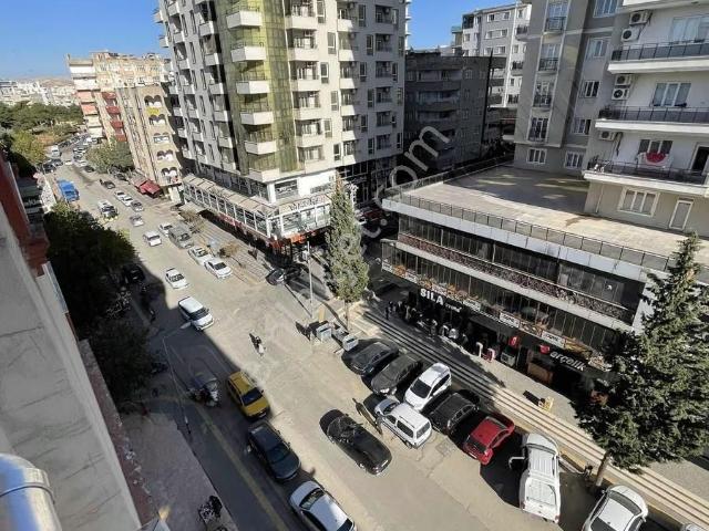 Merkezi Konum Ravza'da Kiralık 4+1