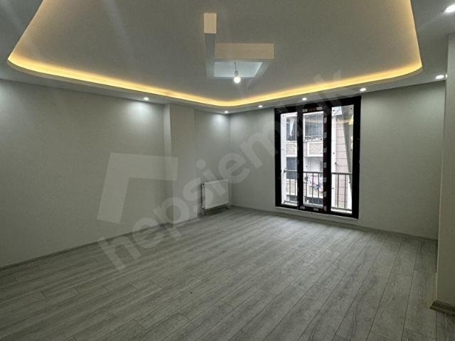 MERKEZİ KONUM ULTRA LÜKS 2+1 EBEVEYN BANYO 100m2