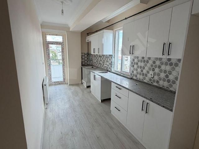 MERKEZİ KONUM, YENİ BİNADA,ARAKAT,KULLANIŞLI 2+1