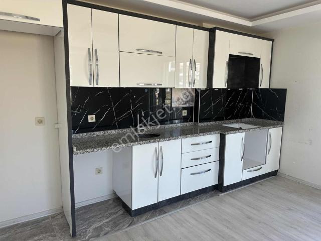 Merkezi Konumda 2+1 Bahçeli Doğalgazlı Daire