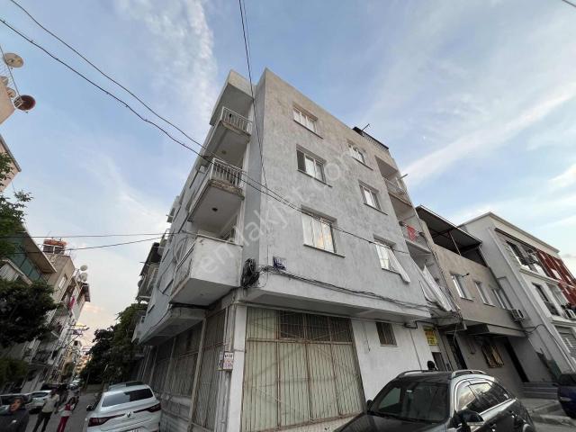 Merkezi Konumda 2+1 Kapalı Mutfak Satılık Daire