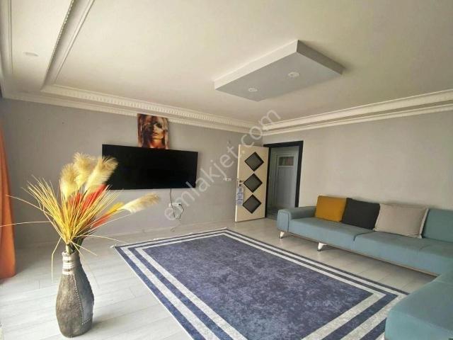 Merkezi Konum'da 2+1 Satılık Arakat Daire