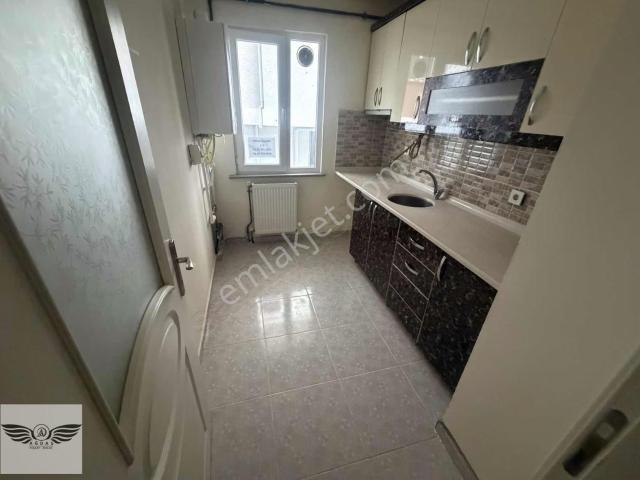 Merkezi Konumda 2+1 Y.giriş Kiralık Daire