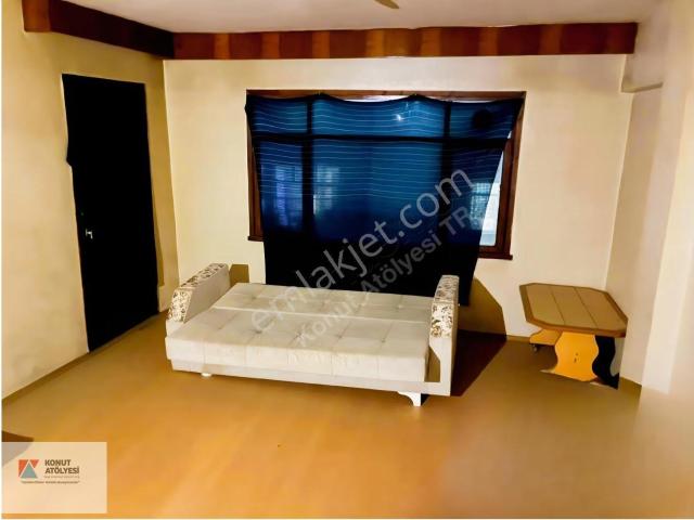 Merkezi Konumda 3+1 | Net 120 M² | Ferah Ve Güneş Alan Ara Kat