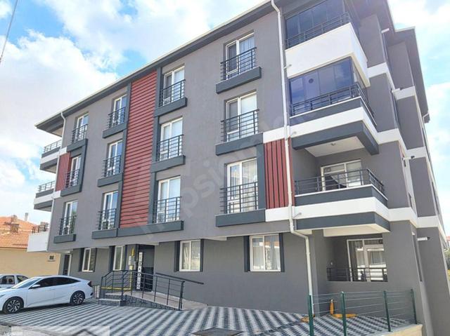 Merkezi konumda 4+1 geniş satılık daire