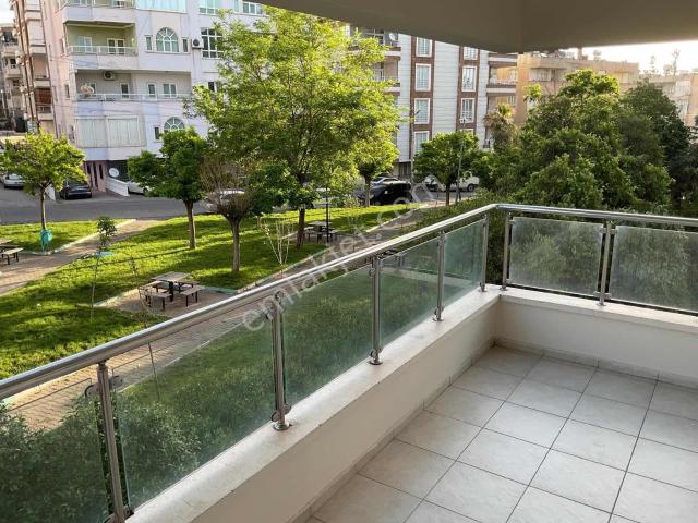 Merkezi Konumda, Aile Yaşamına Uygun Ferah Ve Geniş Daire
