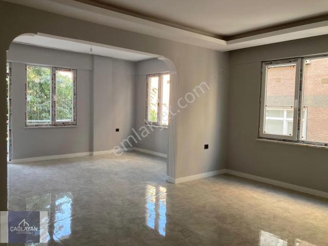 Merkezi Konumda Geniş, Ferah, Yerden Isıtmalı 2+1 Kiralık Daire