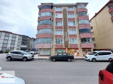 Merkezi Konumda Full Eşyalı Kiralık Geniş Daire| Vadi Emlak