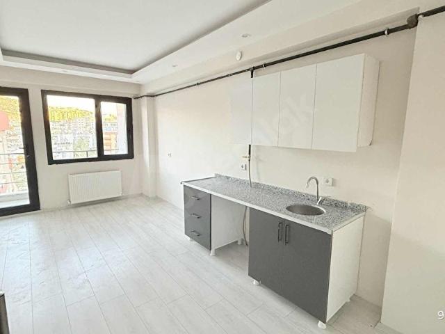 MERKEZİ KONUMDA KİRALIK 1+1 DAİRE İSBAY EMLAK'TA