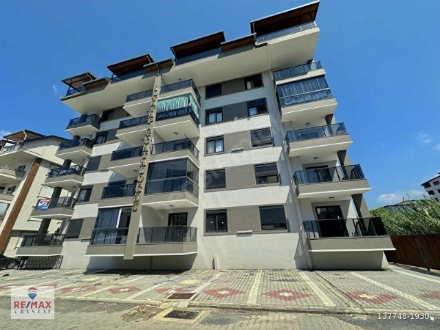 MERKEZİ KONUMDA HAVUZLU SIFIR 1+1
