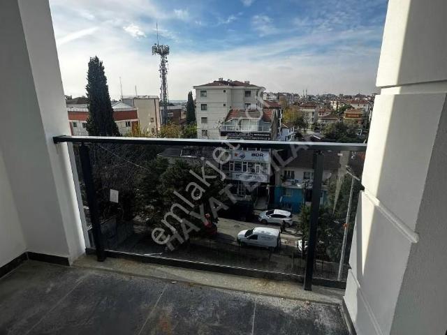 Merkezi Konumda Önü Kapanmaz Satılık 2+1 Daire