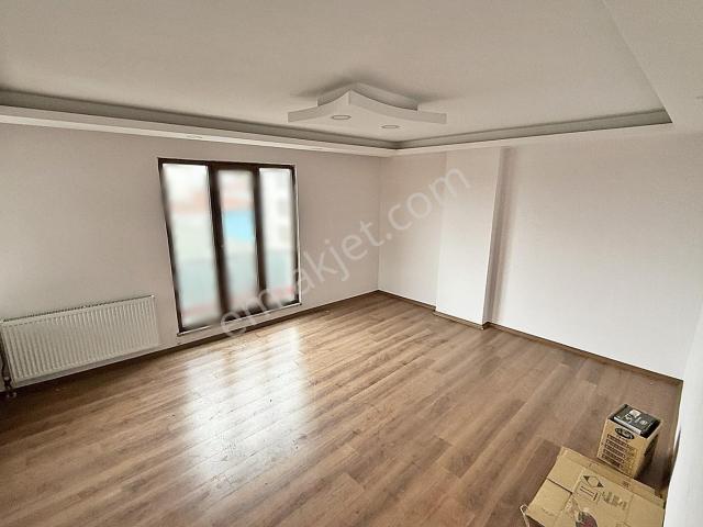 Merkezi Konumda, Okullar Bölgesinde 3+1 Kiralık Daire!