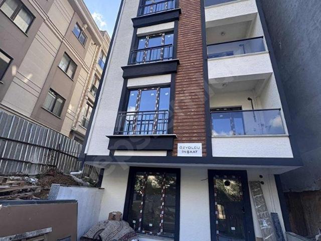 MERKEZİ KONUMDA ÖZEL BAHÇELİ GİRİŞ KAT 2+1 SIFIR SATILIK DAİRE