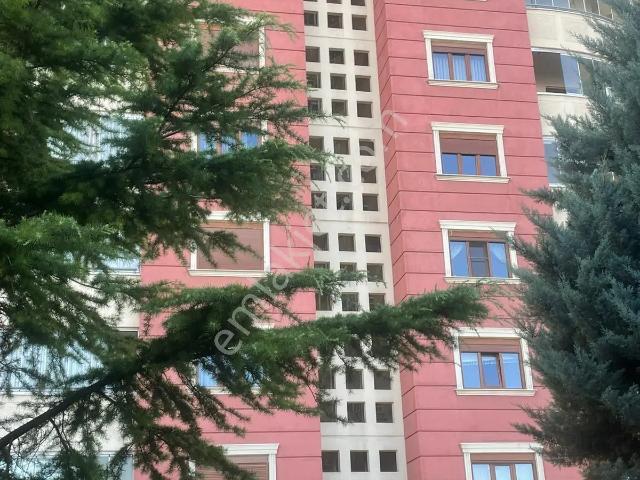 Merkezi Konumda Manolya Sitesi 4+1 Geniş Dairemiz Kiralıktır
